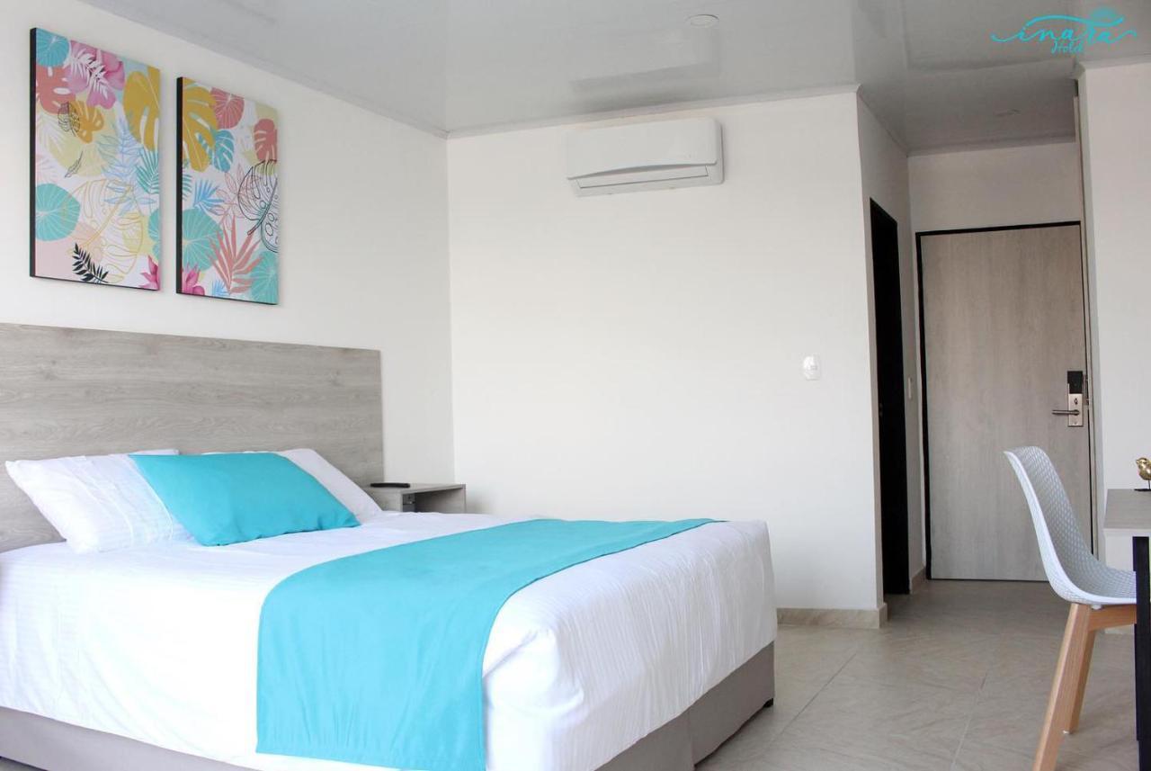 Hotel Inara จีราร์ดอท ภายนอก รูปภาพ