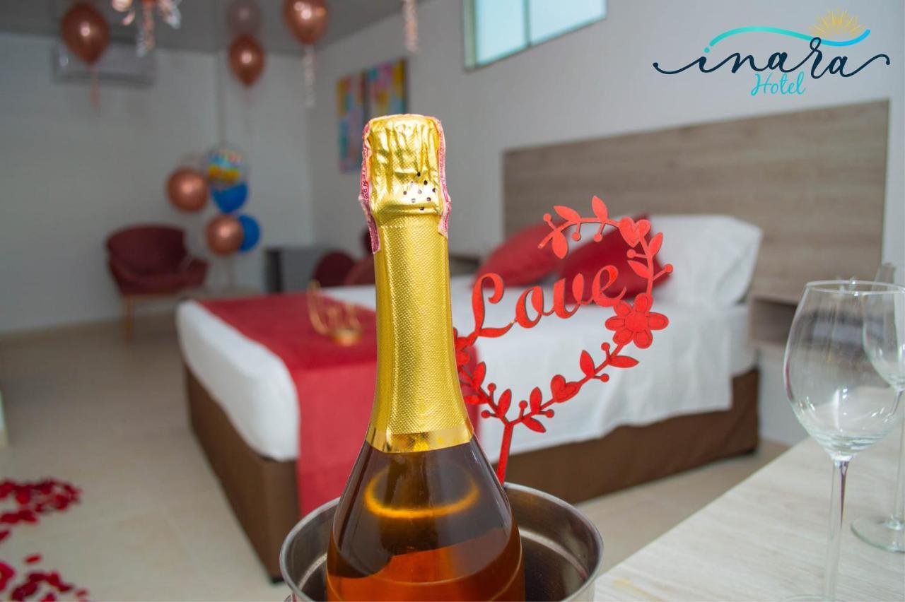Hotel Inara จีราร์ดอท ภายนอก รูปภาพ